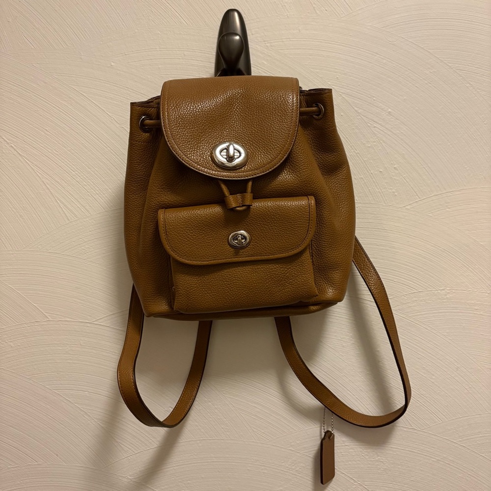 Coach Mini Turnlock Leather Rucksack Backpack - Picture 2 of 7